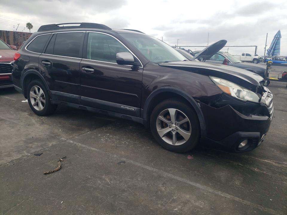 2013 Subaru Outback VIN 4S4BRBSC8D3236526 COPART salvage auction — FRONT END, Salvage Title, sold $1,250 on 2026-07-22 (photo 4)