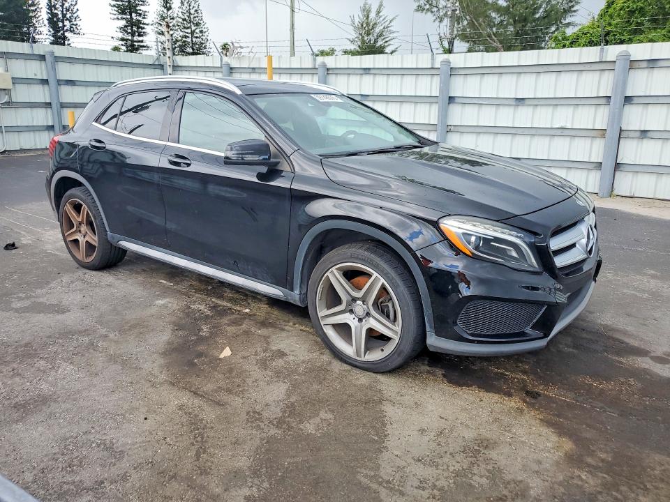 2015 Mercedes-benz VIN WDCTG4EB3FJ132757 COPART salvage auction — MINOR DENT/SCRATCHES, FL - CERTIFICATE OF TITLE (P), sold $3,250 on 2026-07-29 (photo 4)