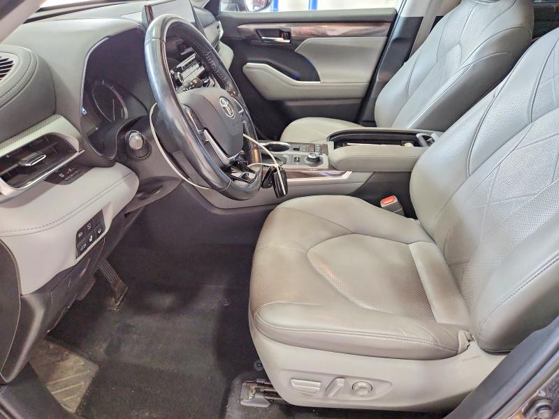 2021 Toyota Highlander VIN 5TDFZRBH2MS086163 COPART salvage auction — SIDE, VA - CERT OF TITLE - SALVAGE, sold $525 on 2026-07-31 (photo 7)