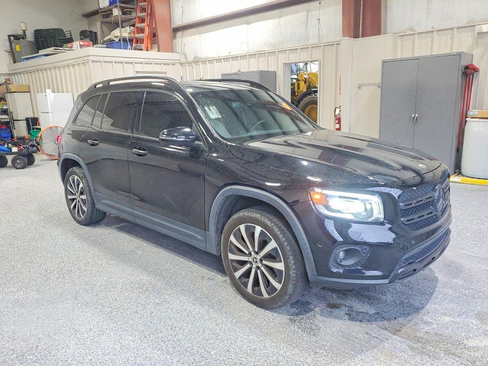 2022 Mercedes-benz Glb VIN W1N4M4GB1NW168795 COPART salvage auction — SIDE, Nc - Dealer Only Clean Title, sold $13,100 on 2026-08-24 (photo 4)