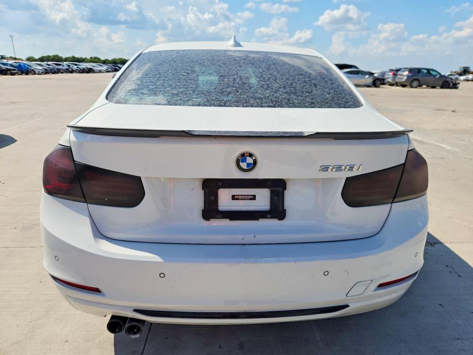 2015 BMW 3 series VIN WBA3C1C51FP853456 COPART salvage auction — MINOR DENT/SCRATCHES, Tx - Certificate Of Title (P), sold $3,300 on 2026-08-20 (photo 6)