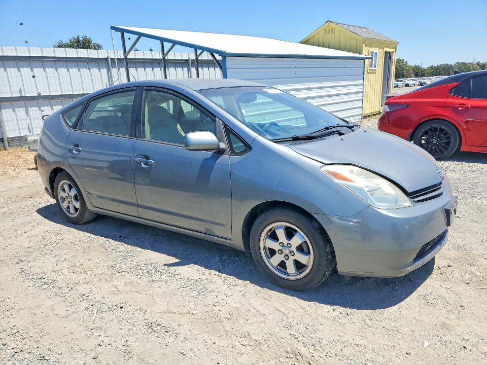 2005 Toyota Prius VIN JTDKB20U253094745 COPART salvage auction — VANDALISM, CA - SALVAGE CERTIFICATE, sold $500 on 2026-07-16 (photo 4)