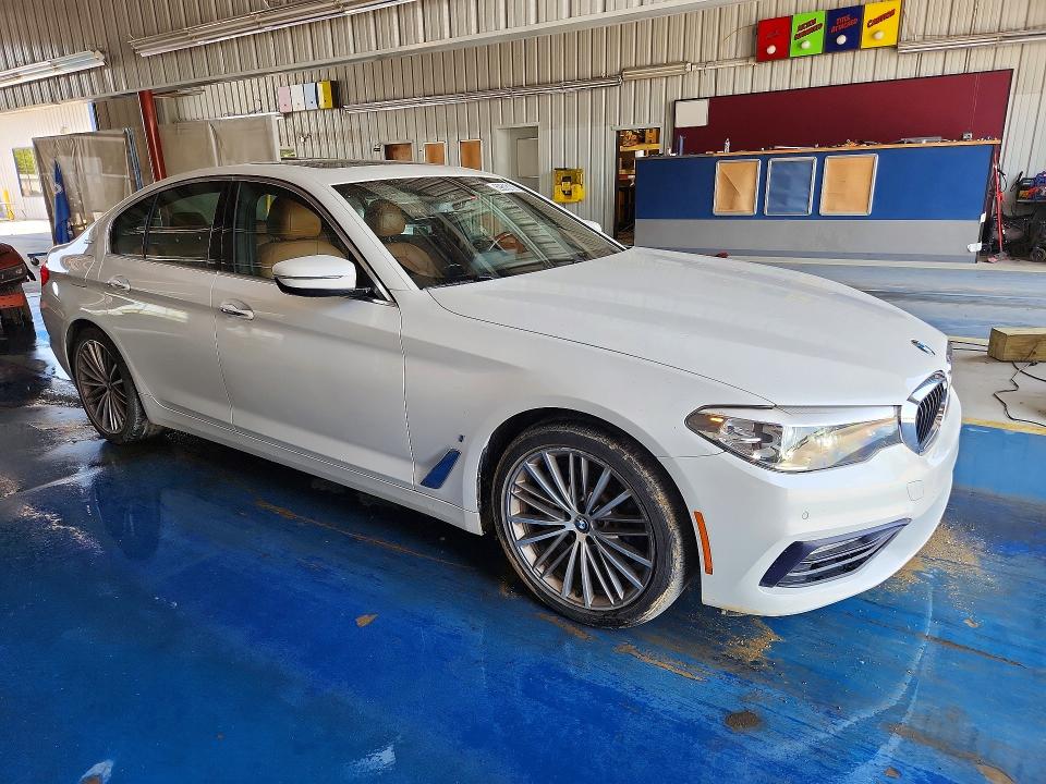 2018 BMW 5er VIN WBAJA9C59JB249025 COPART salvage auction — MINOR DENT/SCRATCHES, Wv - Certificate Of Title, sold $8,100 on 2026-07-20 (photo 4)