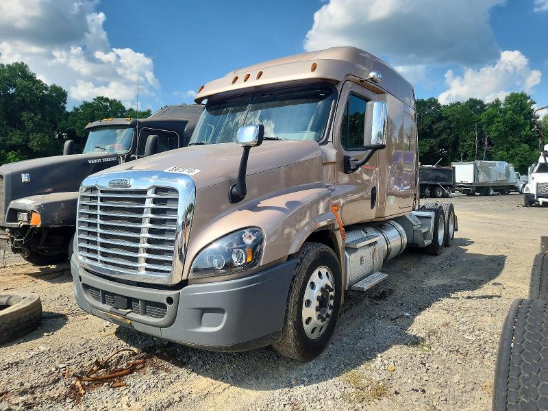 2026 Freightliner Cascadia 125 VIN 3AKJGLDR5JSJV7370 COPART salvage auction — FRONT END, AR - CERTIFICATE OF TITLE, sold $6,400 on 2026-08-11 (photo 2)