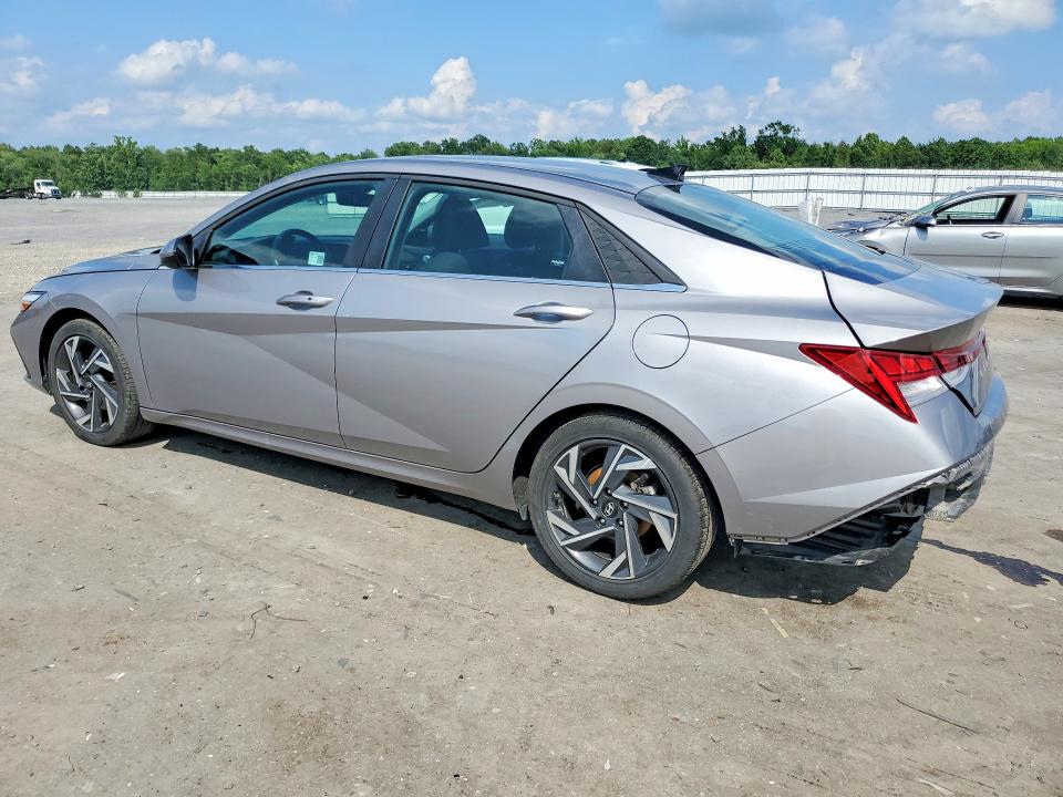 2025 Hyundai Elantra VIN KMHLS4DG4SU017297 COPART salvage auction — REAR END, Sc - Dealer Only Non-Repairable (P), sold $3,650 on 2026-07-13 (photo 2)