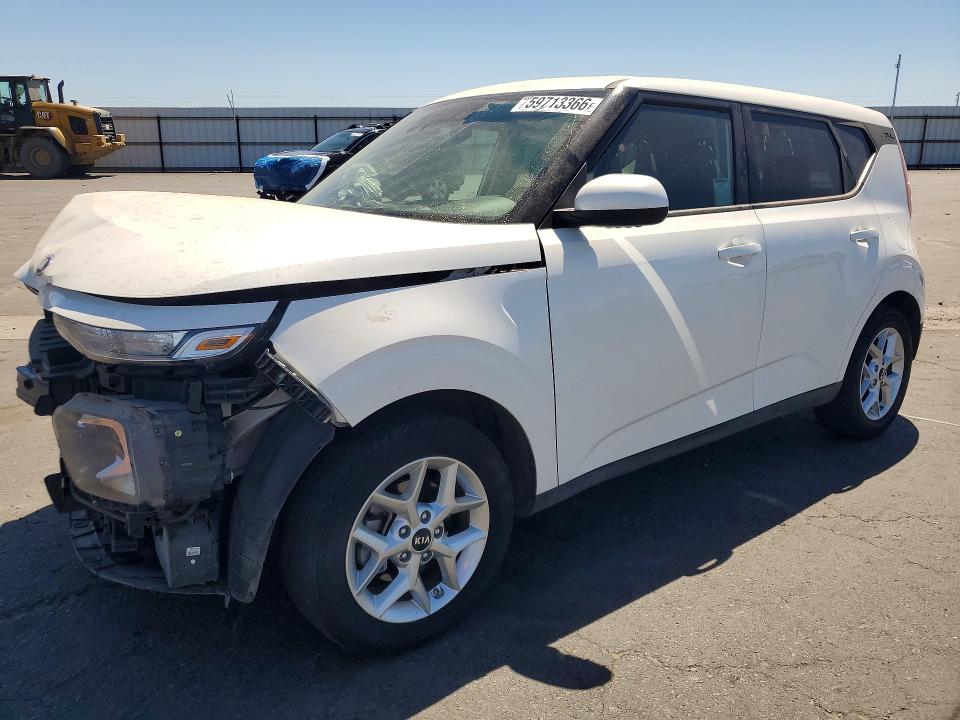 2020 Kia Soul VIN KNDJ23AU8L7028092 COPART salvage auction — FRONT END, Ca - Salvage Certificate, sold $1,650 on 2026-07-20 (photo 1)
