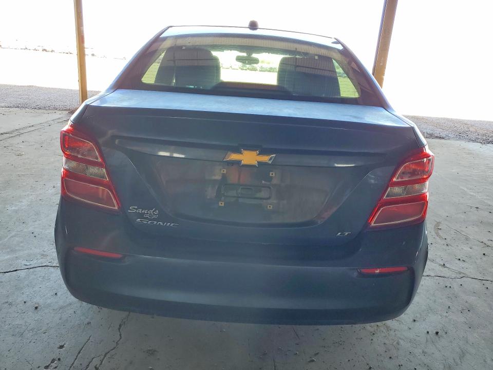 2019 Chevrolet SONIC VIN 1G1JD5SB0K4117165 COPART salvage auction — MINOR DENT/SCRATCHES, AZ - CERTIFICATE OF TITLE, sold $1,750 on 2026-08-03 (photo 6)
