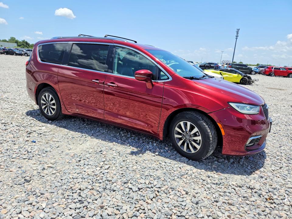 2021 Chrysler Pacifica VIN 2C4RC1BG5MR531723 COPART salvage auction — MINOR DENT/SCRATCHES, FL - CERTIFICATE OF TITLE (P), sold $4,600 on 2026-07-27 (photo 4)