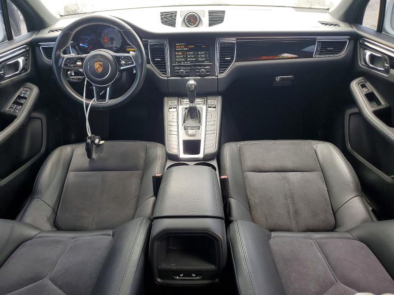 2015 Porsche Macan VIN WP1AB2A51FLB74668 COPART salvage auction — NORMAL WEAR, Fl - Certificate Of Title, sold $4,250 on 2026-08-04 (photo 8)