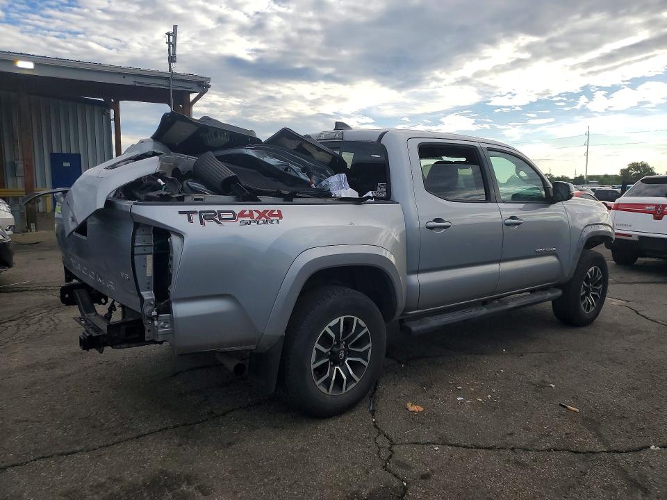 2021 Toyota Tacoma VIN 5TFCZ5AN2MX281483 COPART salvage auction — FRONT END, Pa - Certificate Of Salvage, sold $6,900 on 2026-07-30 (photo 3)
