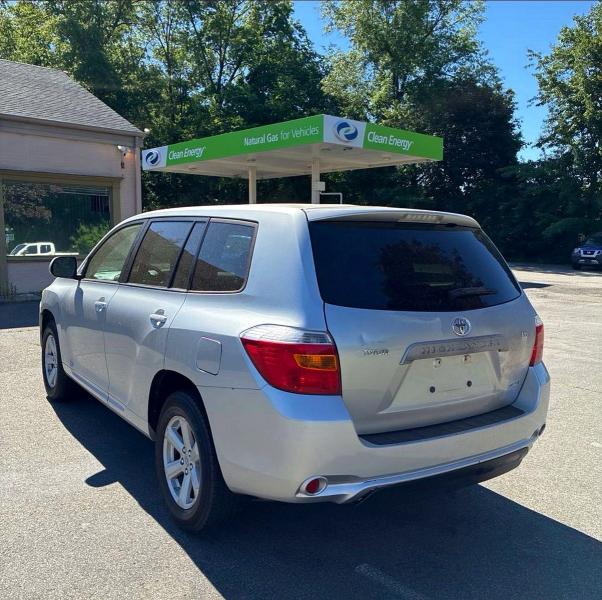 2008 Toyota Highlander VIN JTEES41A682025429 COPART salvage auction — MINOR DENT/SCRATCHES, Ri - Certificate Of Title (P), sold $1,000 on 2026-07-21 (photo 3)