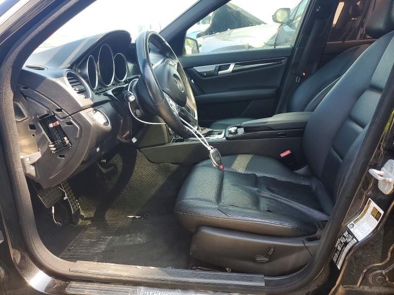 2014 Mercedes-benz C class VIN WDDGF8AB3EA967902 COPART salvage auction — VANDALISM, ON - PERMIT NO BRAND - UNFIT, sold $1,450 on 2026-08-13 (photo 7)