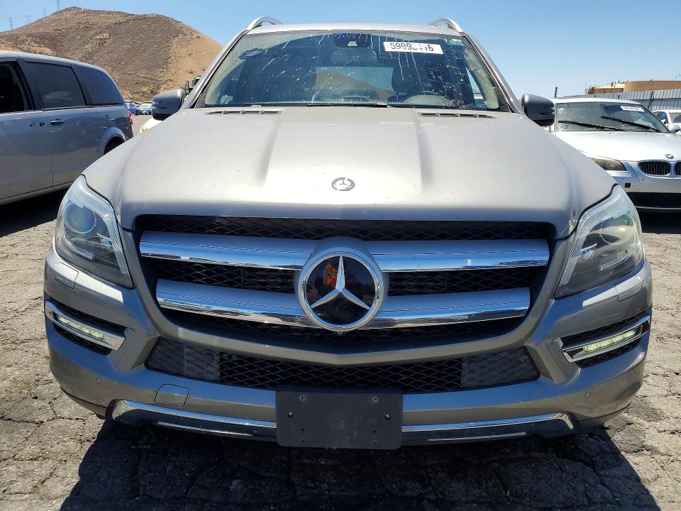 2017 Mercedes-benz Glc VIN WDC0G4JB0HF153323 COPART salvage auction — MINOR DENT/SCRATCHES, Ca - Dis/Dlr/Exp Only Clean Title, sold $950 on 2026-07-23 (photo 5)