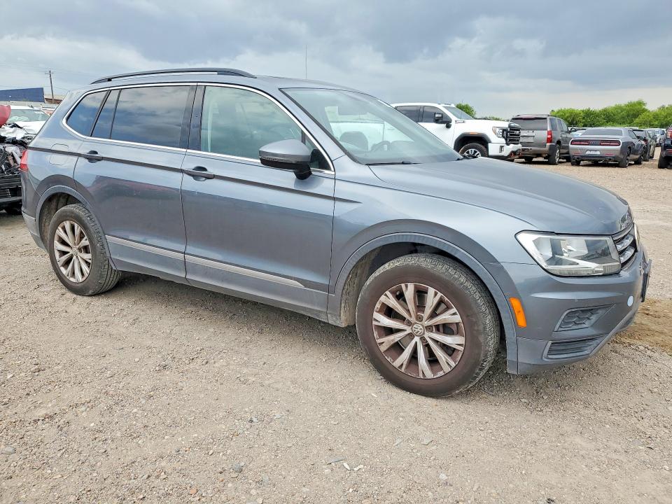 2018 Volkswagen Tiguan VIN 3VV3B7AX2JM119793 COPART salvage auction — MECHANICAL, Tx - Salvage Vehicle Title, sold $25 on 2026-08-19 (photo 4)