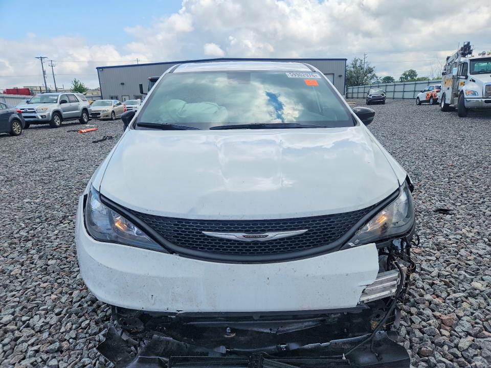 2026 Chrysler Voyager VIN 2C4RC1CG7TR214264 COPART salvage auction — FRONT END, Wi - Cert Of Title-Salvage Vehicle, sold $9,100 on 2026-08-10 (photo 5)