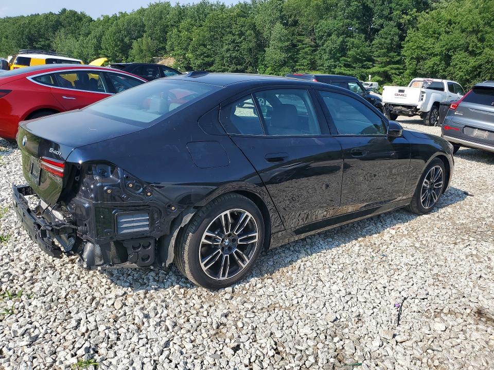 2025 BMW VIN WBA63FJ00SCT50133 COPART salvage auction — REAR END, Ma - Cert Of Title-Salvage, sold $35,750 on 2026-08-12 (photo 3)