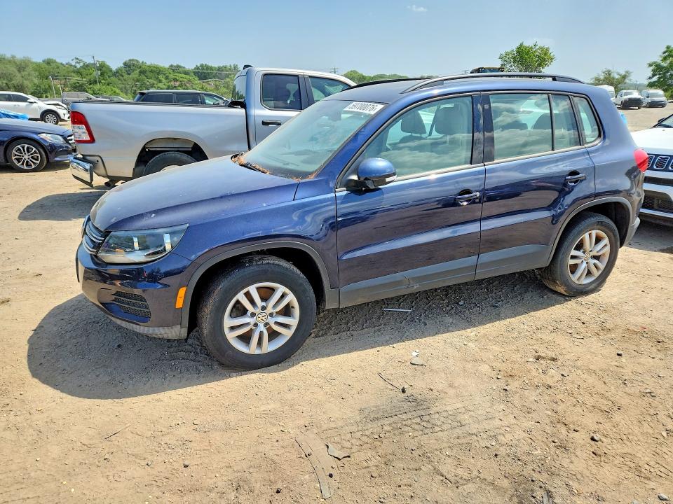 2016 Volkswagen Tiguan VIN WVGBV7AX8GW528645 COPART salvage auction — VANDALISM, Md - Certificate Of Title, sold $500 on 2026-08-04 (photo 1)