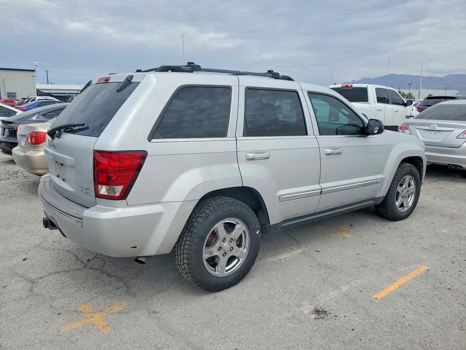 2005 Jeep Cherokee VIN 1J8HR582X5C553555 COPART salvage auction — MINOR DENT/SCRATCHES, Ca - Certificate Of Title, sold $650 on 2026-07-23 (photo 3)