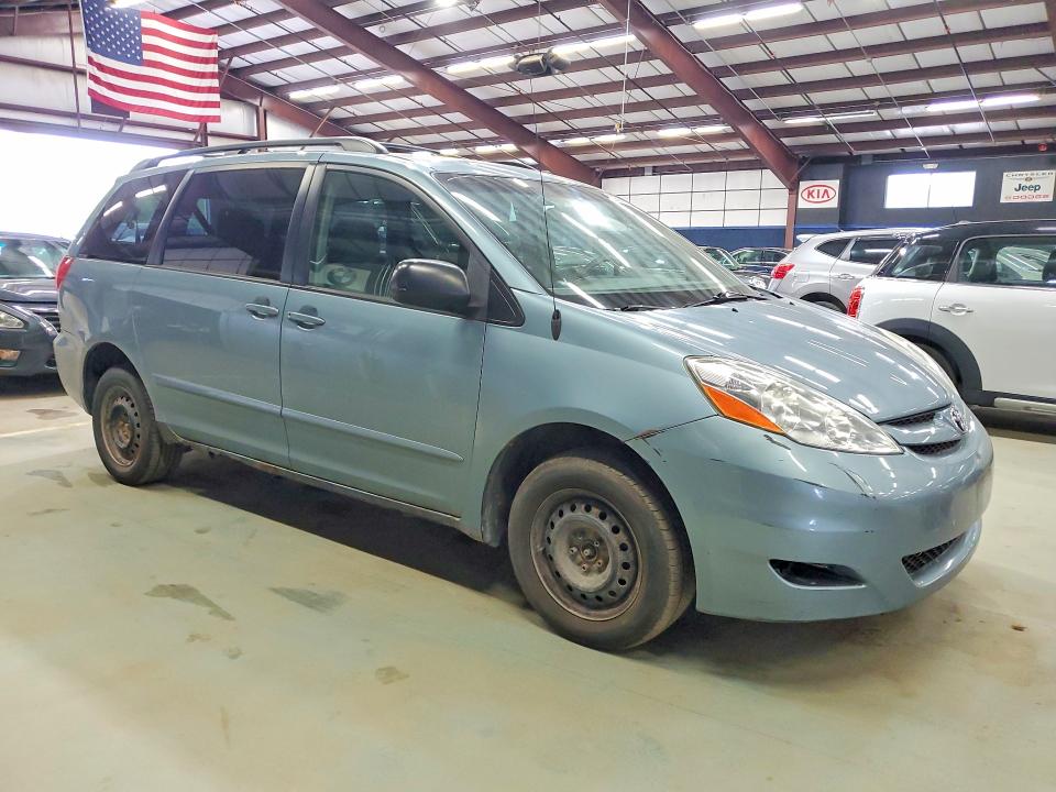 2007 Toyota Sienna VIN 5TDBK23C47S002278 COPART salvage auction — MINOR DENT/SCRATCHES, Vt - Certificate Of Title, sold $1,550 on 2026-07-31 (photo 4)