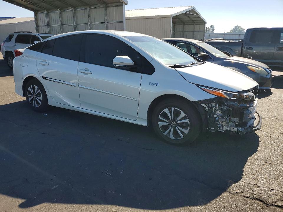 2018 Toyota Prius prime VIN JTDKARFP1J3078558 COPART salvage auction — FRONT END, CA - SALVAGE CERTIFICATE, sold $9,200 on 2026-08-24 (photo 4)