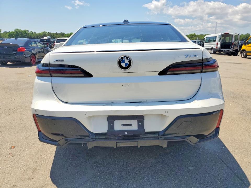 2025 BMW 7er VIN WBA33EH05SCU74076 COPART salvage auction — FRONT END, Ny - Mv-907A Salvage Certificate, sold $22,600 on 2026-08-10 (photo 6)