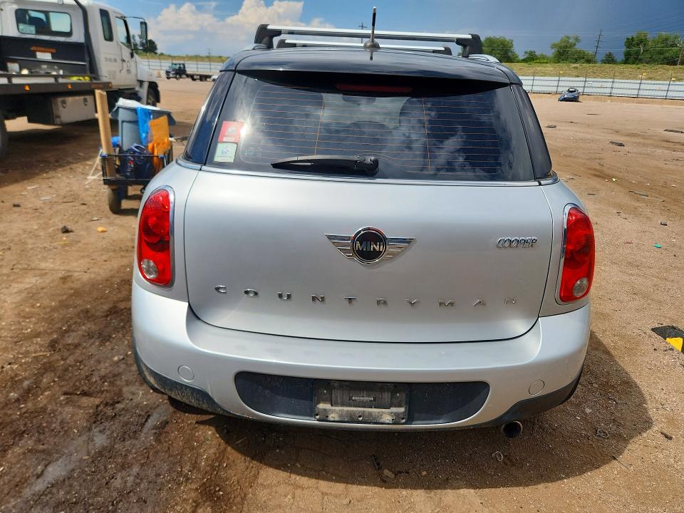 2015 Mini Cooper VIN WMWZB3C5XFWR44708 COPART salvage auction — MINOR DENT/SCRATCHES, CO - DIS/DLR/EXP ONLY CLEAN TITLE, sold $750 on 2026-08-05 (photo 6)