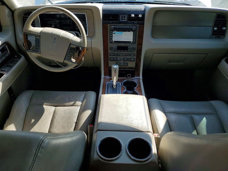 2011 Lincoln Navigator VIN 5LMJJ2J51BEJ06284 COPART salvage auction — MECHANICAL, Ga - Certificate Of Title, sold $300 on 2026-07-28 (photo 8)