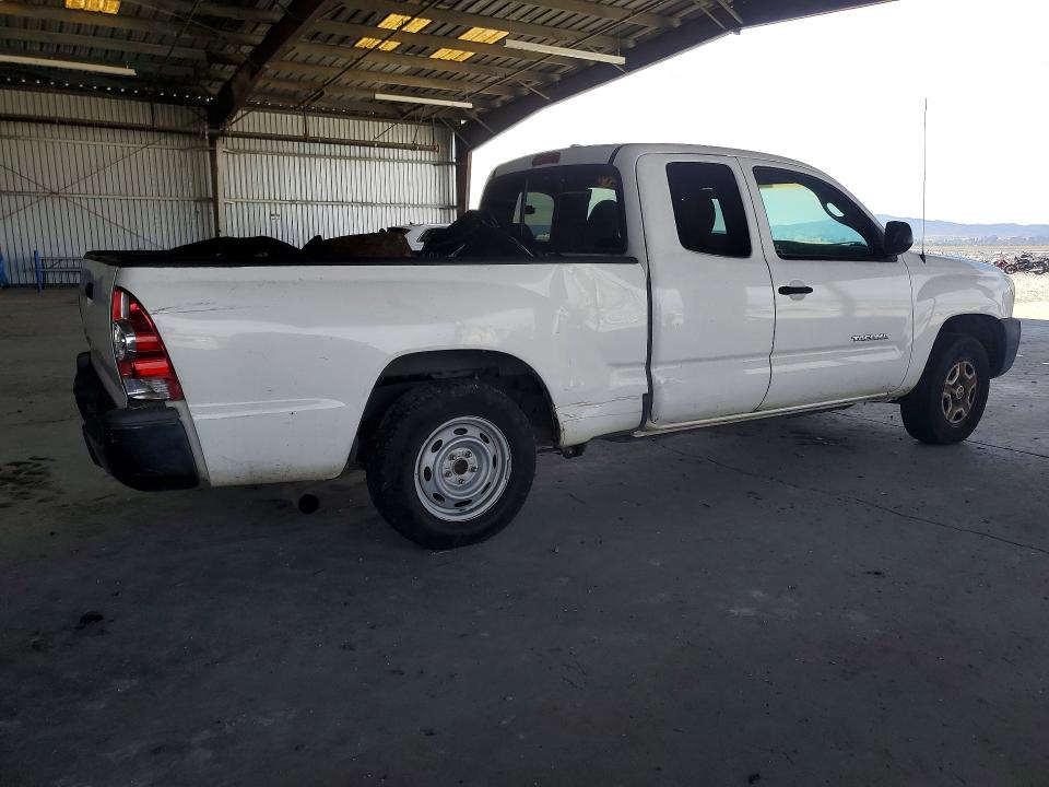 2010 Toyota Tacoma VIN 5TETX4CN3AZ679559 COPART salvage auction — REAR END, CA - DIS/DLR/EXP ONLY CLEAN TITLE, sold $3,050 on 2026-07-30 (photo 3)
