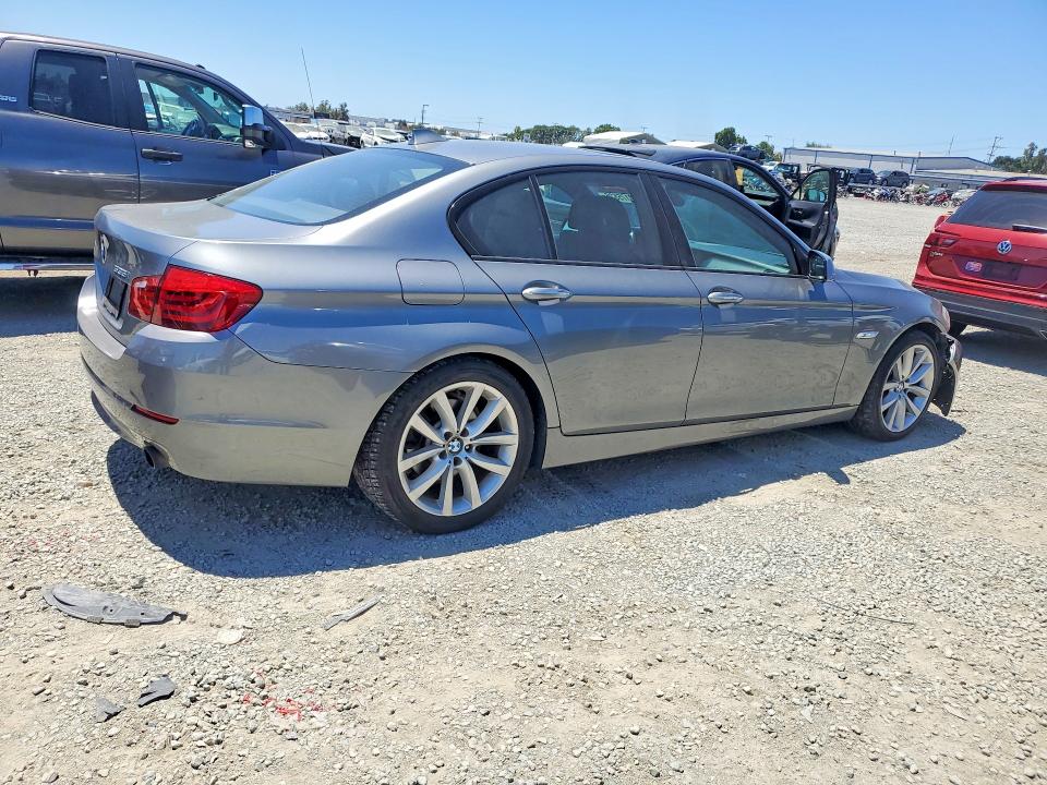 2012 BMW 5er VIN WBAFR7C50CC808235 COPART salvage auction — FRONT END, Ca - Salvage Certificate, sold $125 on 2026-07-21 (photo 3)