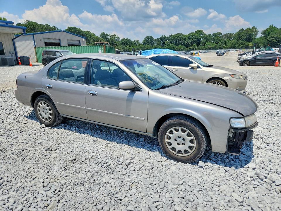 1998 Nissan Maxima VIN JN1CA21D4WT522681 COPART salvage auction — FRONT END, GA - CERT OF TITLE-SALVAGE, sold $275 on 2026-07-21 (photo 4)