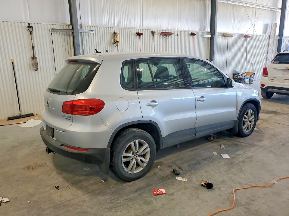 2012 Volkswagen Tiguan VIN WVGBV7AXXCW542699 COPART salvage auction — MECHANICAL, Ne - Certificate Of Title, sold $225 on 2026-07-28 (photo 3)