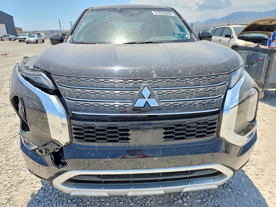2024 Mitsubishi Outlander VIN JA4J3VA88RZ062469 COPART salvage auction — MINOR DENT/SCRATCHES, KS - CERTIFICATE OF TITLE, sold $10,300 on 2026-07-28 (photo 5)