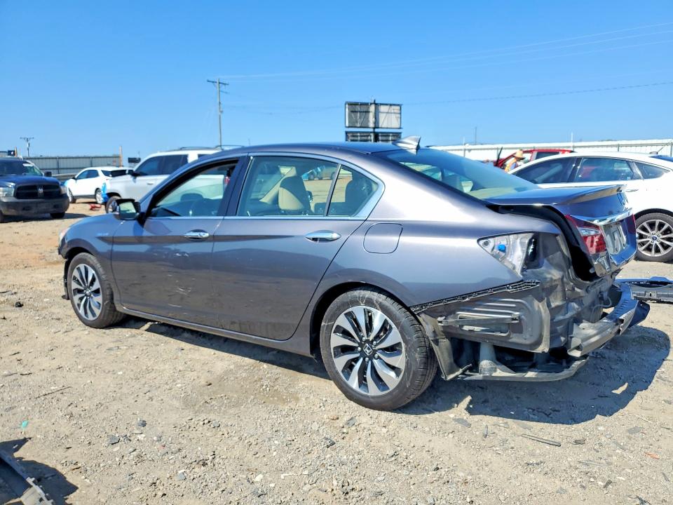 2017 Honda Accord VIN JHMCR6F58HC012981 COPART salvage auction — FRONT END, Va - Cert Of Title - Salvage, sold $2,050 on 2026-07-31 (photo 2)