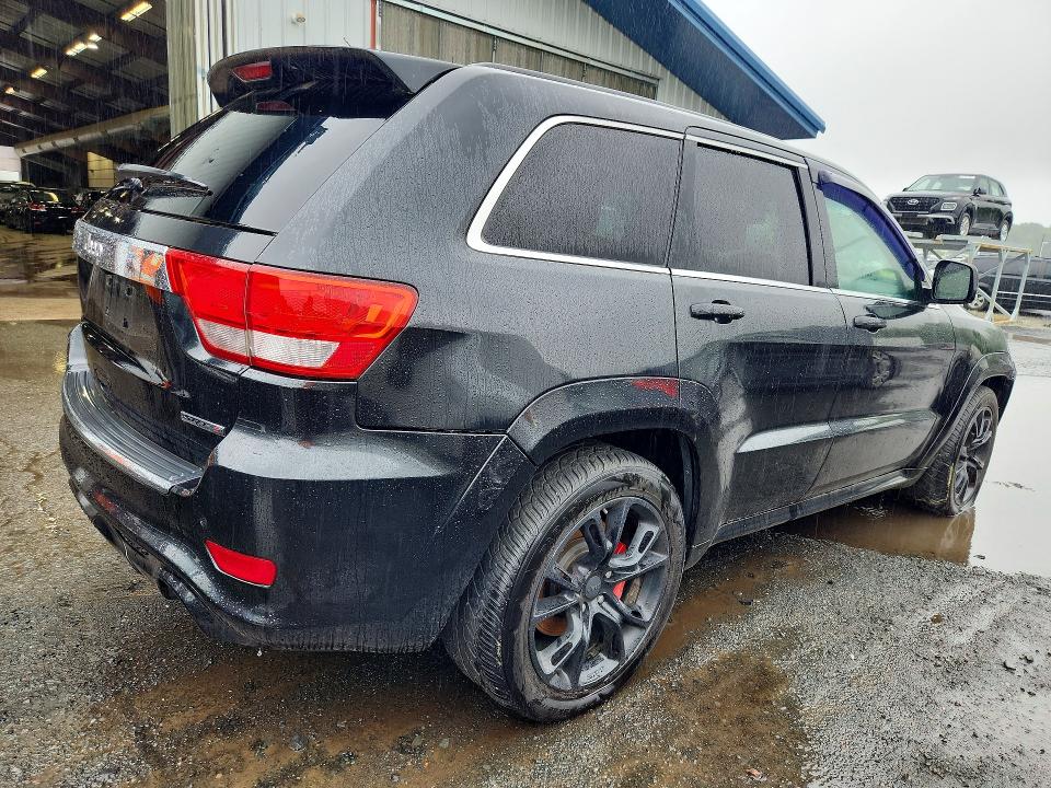 2013 Jeep Grand cherokee VIN 1C4RJFDJ9DC509907 COPART salvage auction — FRONT END, MA - CERTIFICATE OF TITLE (P), sold $11,800 on 2026-07-27 (photo 3)