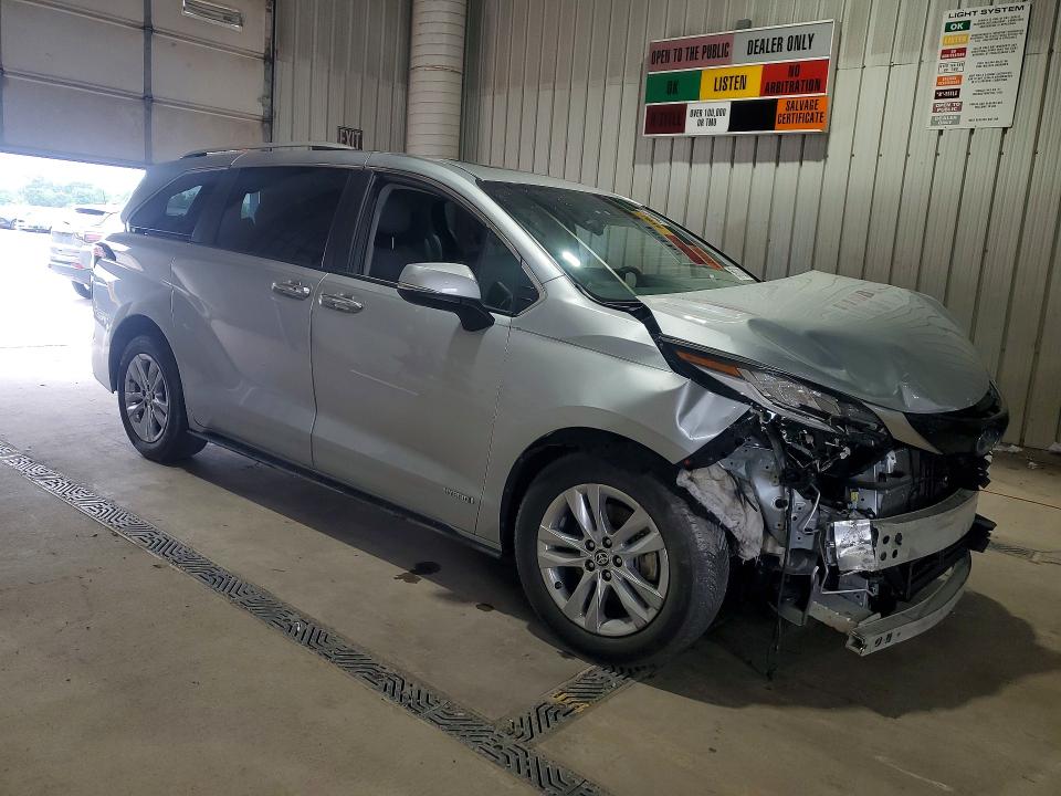 2021 Toyota Sienna VIN 5TDZSKFC9MS005148 COPART salvage auction — FRONT END, Pa - Certificate Of Salvage, sold $10,100 on 2026-07-13 (photo 4)