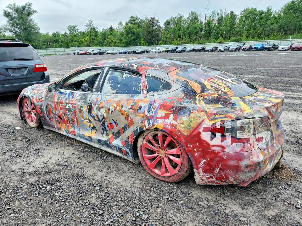 2012 Tesla Model s VIN 5YJSA1CP0CFP02233 COPART salvage auction — VANDALISM, Ny - Certificate Of Title, sold $225 on 2026-08-03 (photo 2)
