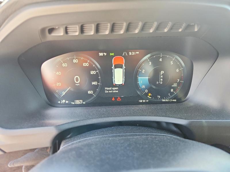 2018 Volvo Xc90 VIN YV4A22PK3J1372510 COPART salvage auction — FRONT END, Tx - Salvage Vehicle Title, sold $2,300 on 2026-07-21 (photo 9)