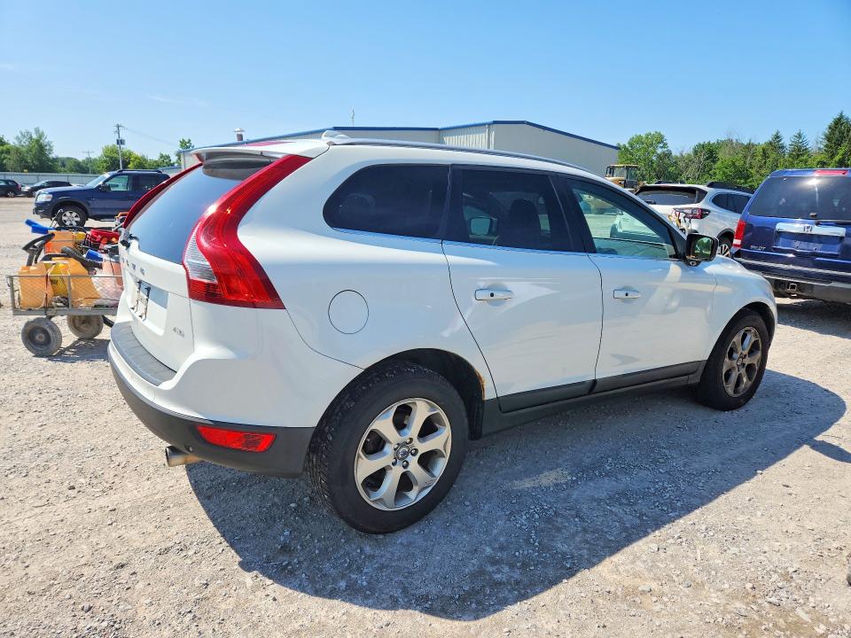2013 Volvo Xc60 VIN YV4940DZ6D2373555 COPART salvage auction — FRONT END, NY - MV-907A SALVAGE CERTIFICATE, sold $225 on 2026-08-03 (photo 3)