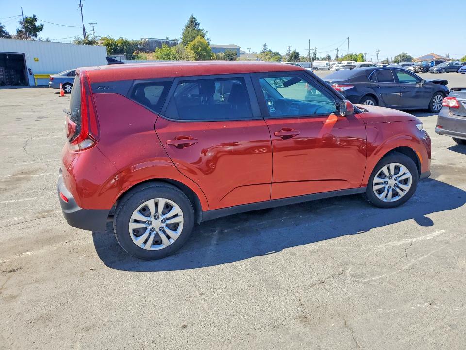 2020 Kia Soul VIN KNDJ23AU6L7076884 COPART salvage auction — MECHANICAL, Ca - Dis/Dlr/Exp Only Clean Title, sold $1,650 on 2026-07-17 (photo 3)