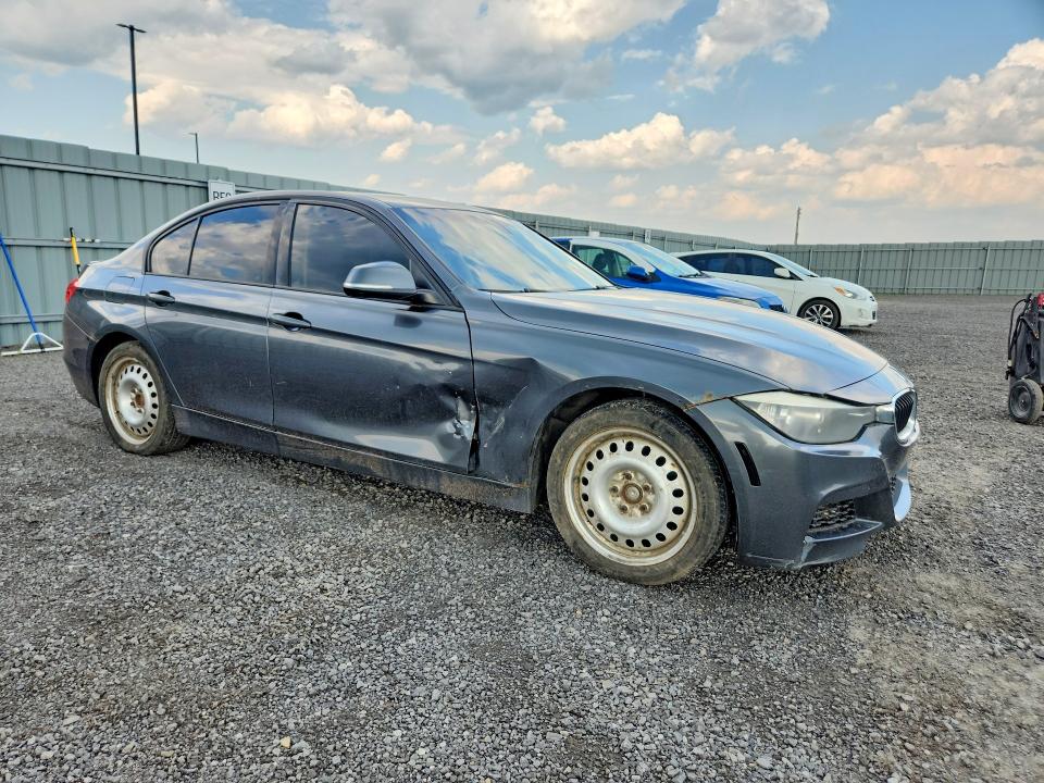 2013 BMW 3er VIN WBA3C3C51DF978746 COPART salvage auction — SIDE, On - Permit No Brand - Unfit, sold $625 on 2026-07-23 (photo 4)