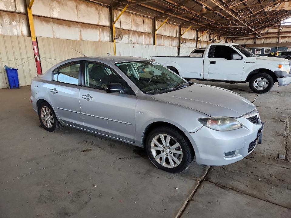 2008 Mazda 3 VIN JM1BK32G981802017 COPART salvage auction — MINOR DENT/SCRATCHES, AZ - CERTIFICATE OF TITLE, sold $1,150 on 2026-07-15 (photo 4)