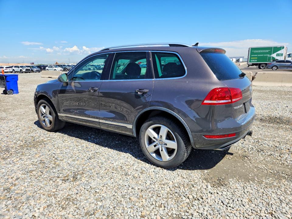 2011 Volkswagen Touareg VIN WVGFK9BP0BD003295 COPART salvage auction — FRONT END, CO - PUBLIC - SALVAGE TITLE (P), sold $350 on 2026-07-21 (photo 2)