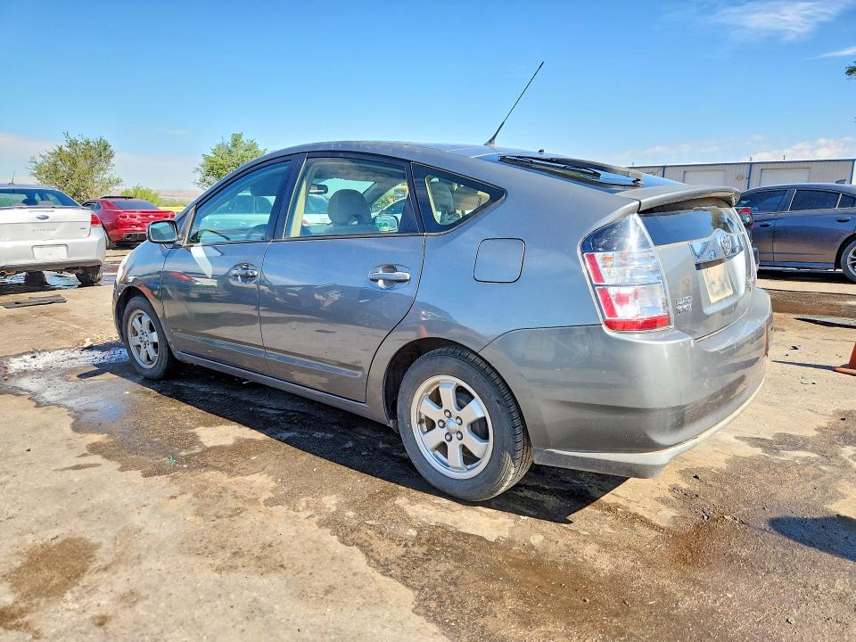 2005 Toyota Prius VIN JTDKB20U353023926 COPART salvage auction — NORMAL WEAR, Nm - Certificate Of Title, sold $250 on 2026-07-27 (photo 2)