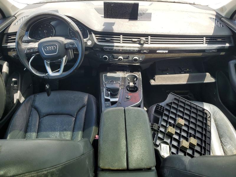 2017 Audi Q7 VIN WA1LAAF79HD003482 COPART salvage auction — WATER/FLOOD, FL - CERTIFICATE OF TITLE, sold $800 on 2026-07-31 (photo 8)