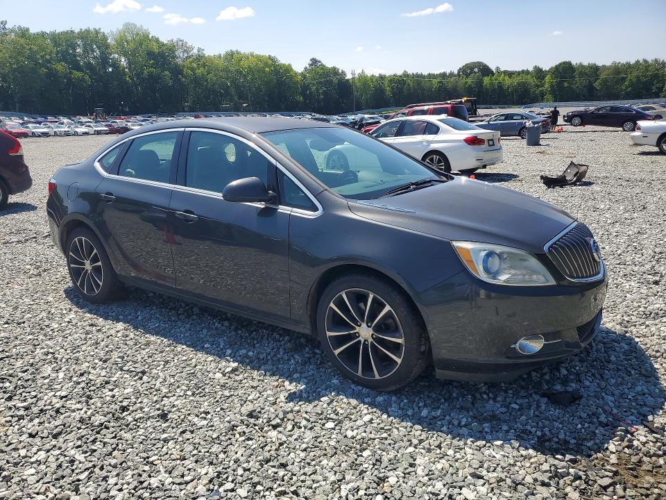 2016 Buick Verano VIN 1G4PW5SK8G4174647 COPART salvage auction — MECHANICAL, Nc - Dealer Only Clean Title, sold $325 on 2026-09-09 (photo 4)