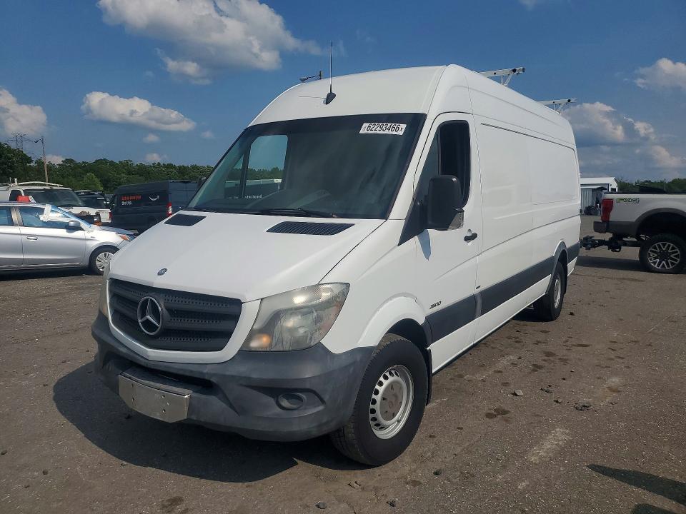 2014 Mercedes-benz Sprinter VIN WD3PE8DC3E5836036 COPART salvage auction — NORMAL WEAR, Pa - Cert Of Title, sold $3,700 on 2026-08-03 (photo 1)