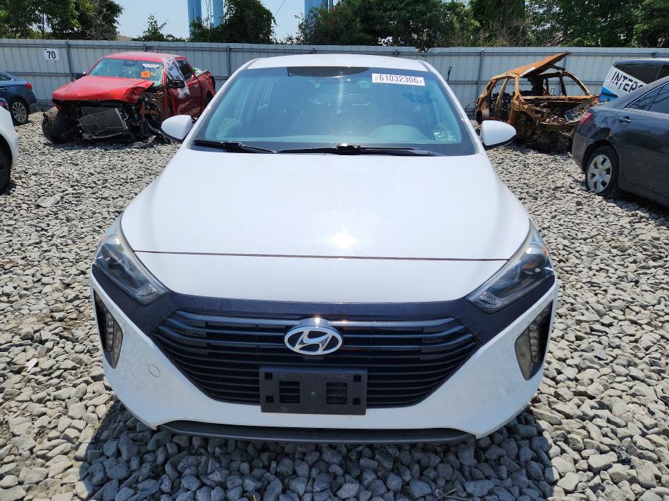 2019 Hyundai Ioniq hybrid VIN KMHC65LD2KU178569 COPART salvage auction — WATER/FLOOD, NJ - CERT OF TITLE-SALVAGE FLOOD, sold $275 on 2026-07-29 (photo 5)