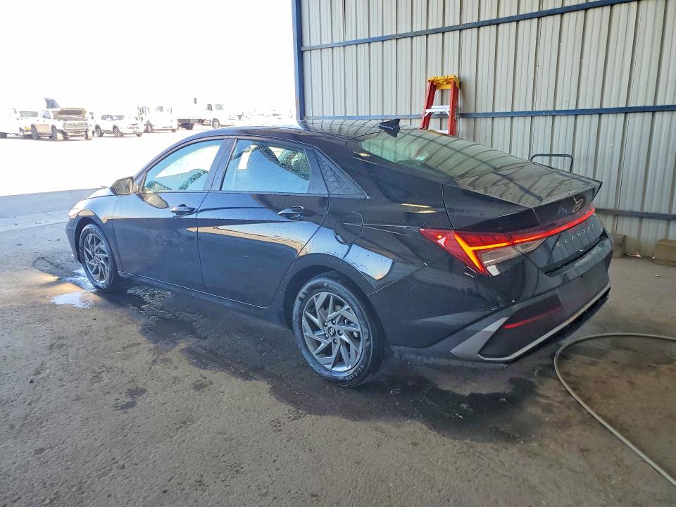 2026 Hyundai Elantra VIN KMHLM4DJ2TU199427 COPART salvage auction — HAIL, TN - CERTIFICATE OF TITLE, sold $12,700 on 2026-07-20 (photo 2)