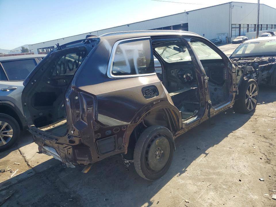 2025 Volvo Xc90 VIN YV4H60JG6S1349994 COPART salvage auction — STRIPPED, CA - SALVAGE CERTIFICATE, sold $7,200 on 2026-08-04 (photo 3)