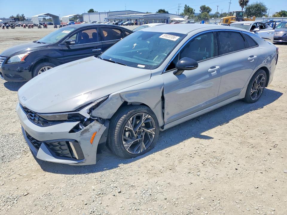 2025 Kia K5 VIN KNAG64J7XS5385201 COPART salvage auction — FRONT END, Ca - Salvage Certificate, sold $9,100 on 2026-08-21 (photo 1)